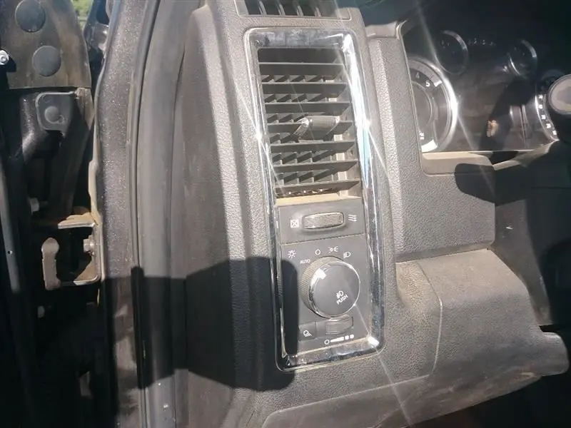 2014 Ram Headlamp Dash Switch With Fog Lights. Part Number 68189154Aa 1