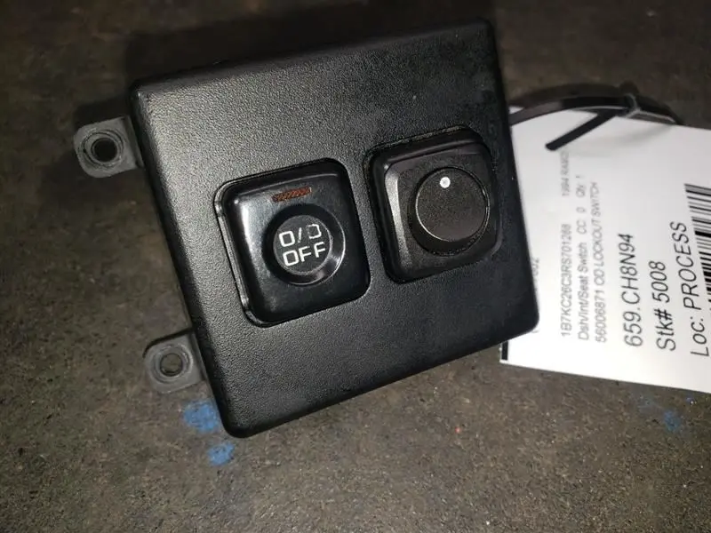 1994 Dodge Ram2500 Overdrive Lockout Switch. Part Number 56006871 1