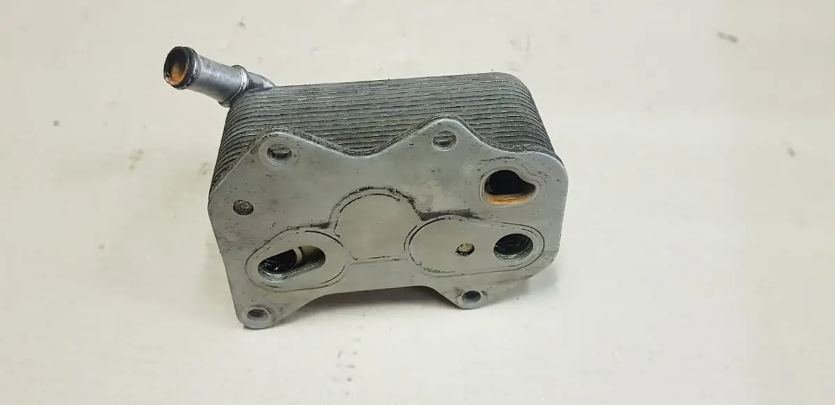 Engine Oil Cooler 06D117021c, 2.0 Tfsi 1