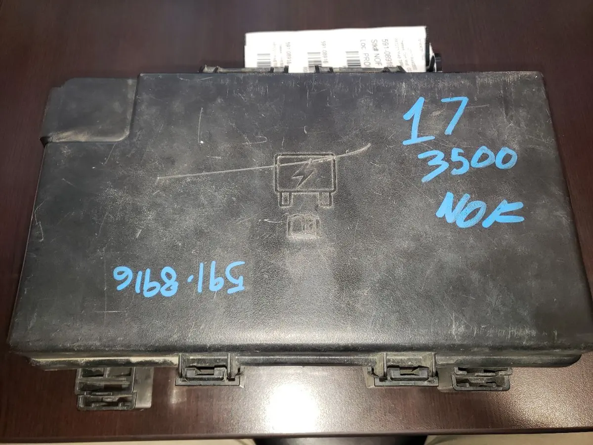 2017 Ram Totally Intergrated Power Control Module (Tipm). Part Number 68322376Ab 2