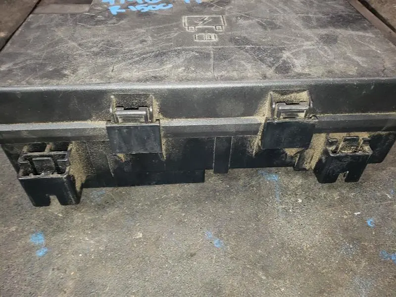 2017 Ram1500 Power Distribution Center (Pdc). Part Number 68322371Ad 2