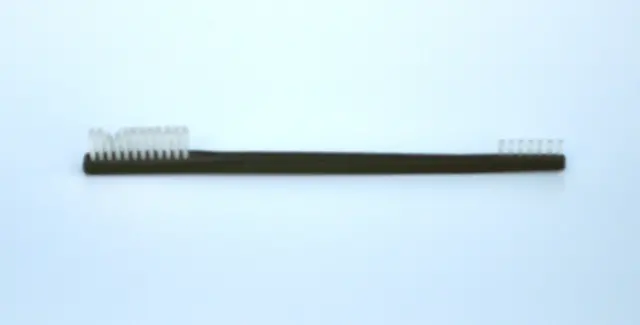 Double-End Brush 1