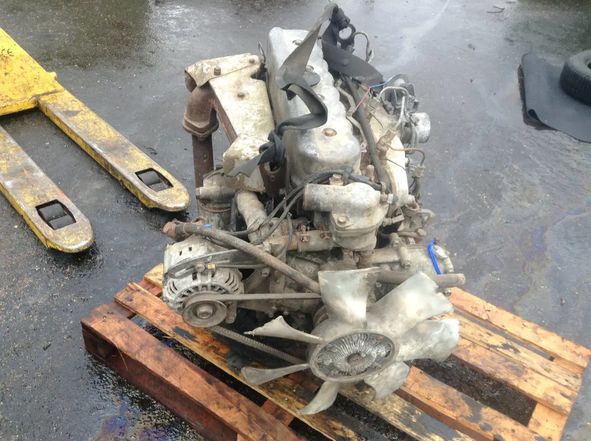 Nissan Patrol 3.3 Diesel Engine Ed33 For Parts Or Repairs 1
