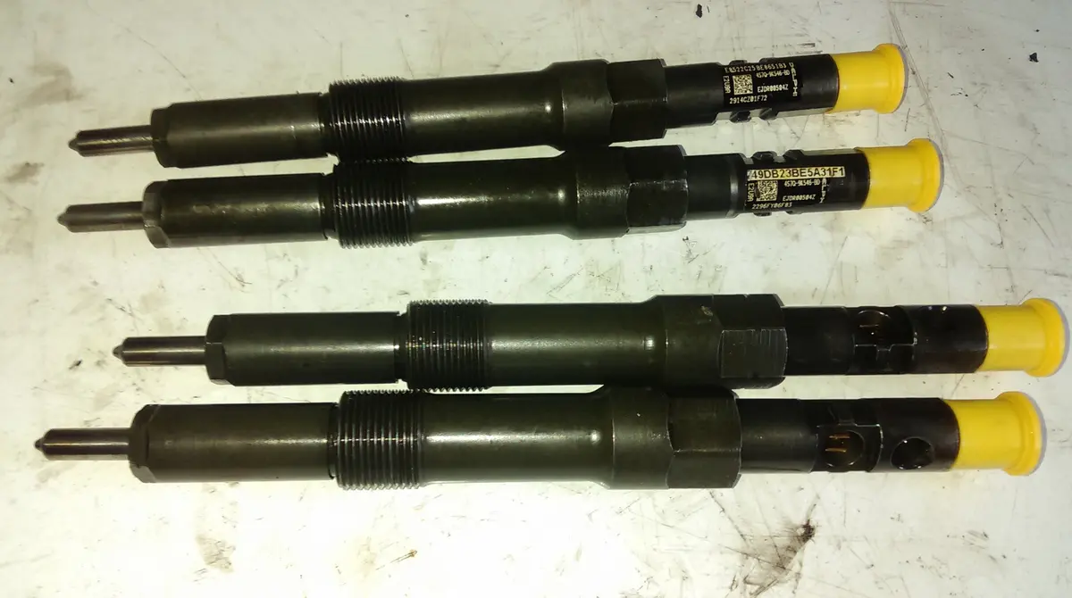 2005 Ford Mondeo 2.0 Tdci / Jaguar X Type Diesel Fuel Injector Delphi Ejdr00504z 4S7q-9K546-Bd Ref A0061 1