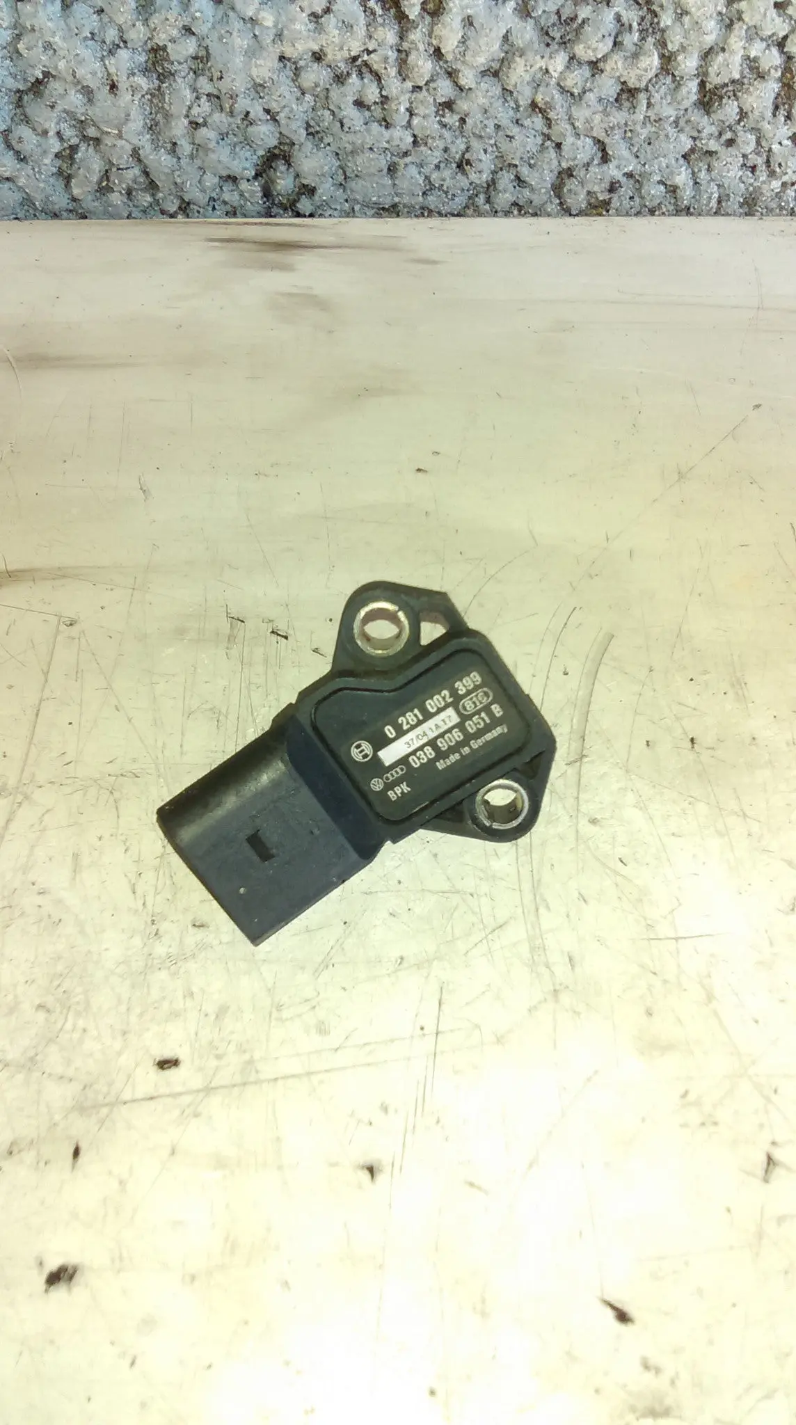 Audi A4 B6 2.5 Tdi V6 Map Sensor - 0 281 002 399, 0281002399, 038 906 051 B Ref 3789 1