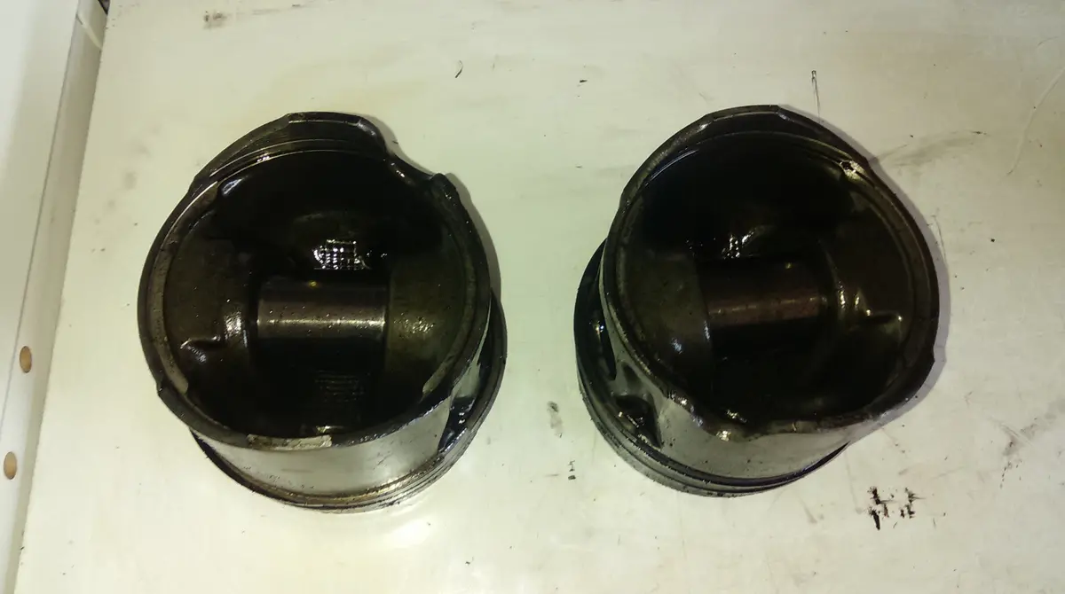 Peugeot/Citroen 2.0 Hdi Rhr Engine Piston / Pistons  Ref 3301 1