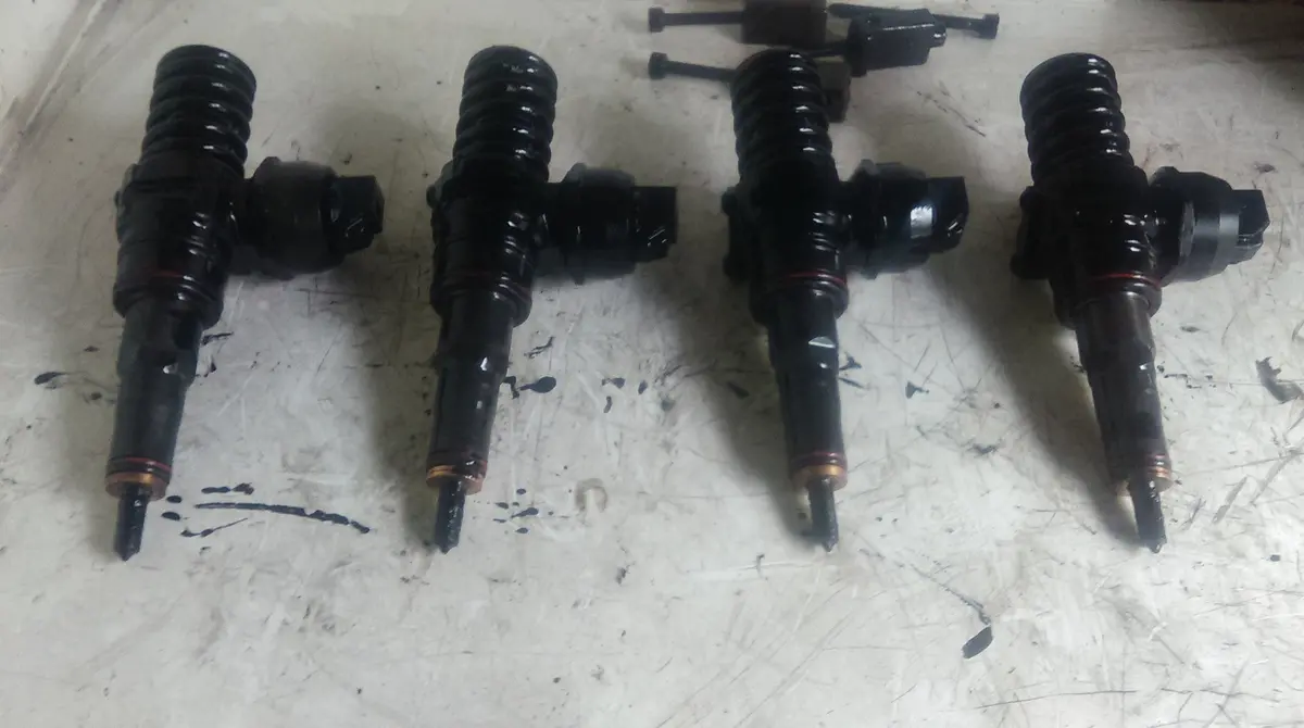 2003 Audi A4 1.9 Tdi Awx 130Bhp Pd Fuel Injector 038130073Ak 0414720214 Ref A0325 1