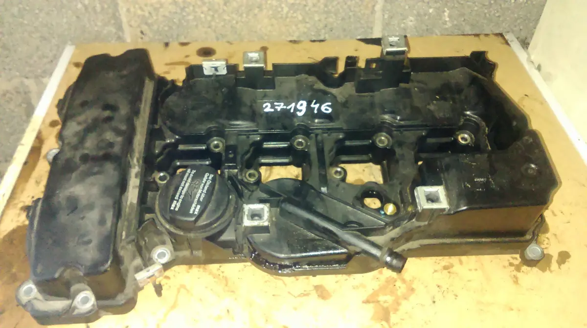 2003 Mercedes C Class W203 C180 271946 Kompressor Rocker Valve Cover A2710100630, A 271 010 06 30 Ref P0083 1