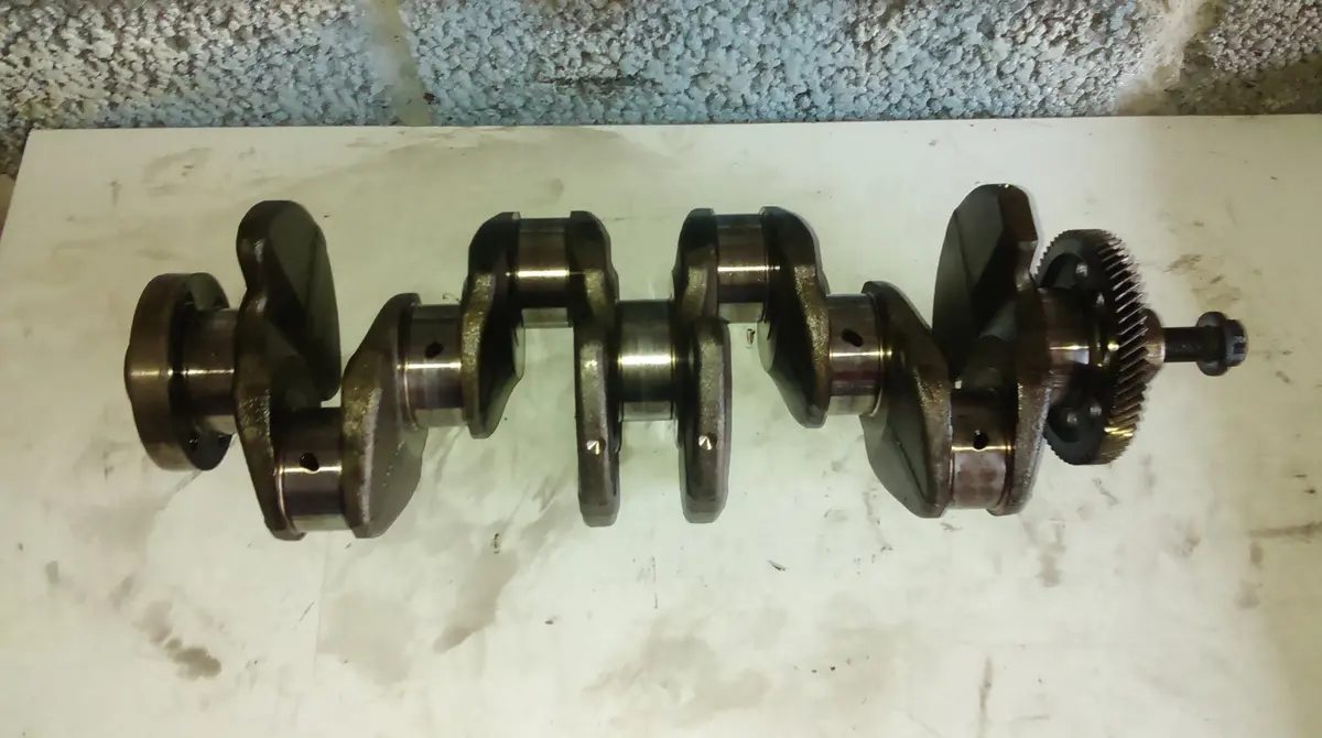 000 3050 Vw Volkswagen Passat Seat Skoda 2.0 Tdi A3 Golf 5 Pd Engine Code Bkp Crankshaft Crank Shaft Needs Polish Or Regrind Spares Or Repairs 2