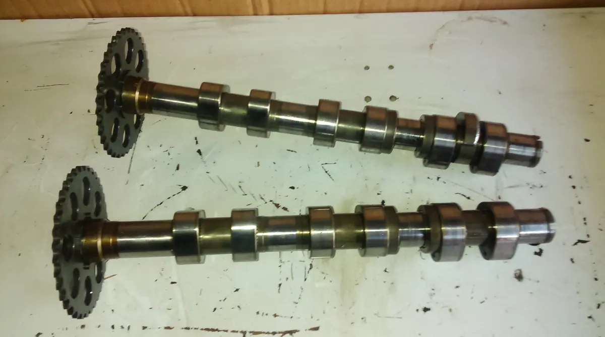 2006 Vw Volkswagen Polo 1.2 Petrol Engine Code Bme Pair Of Cam Shafts Shaft Camshaft Camshaft 1