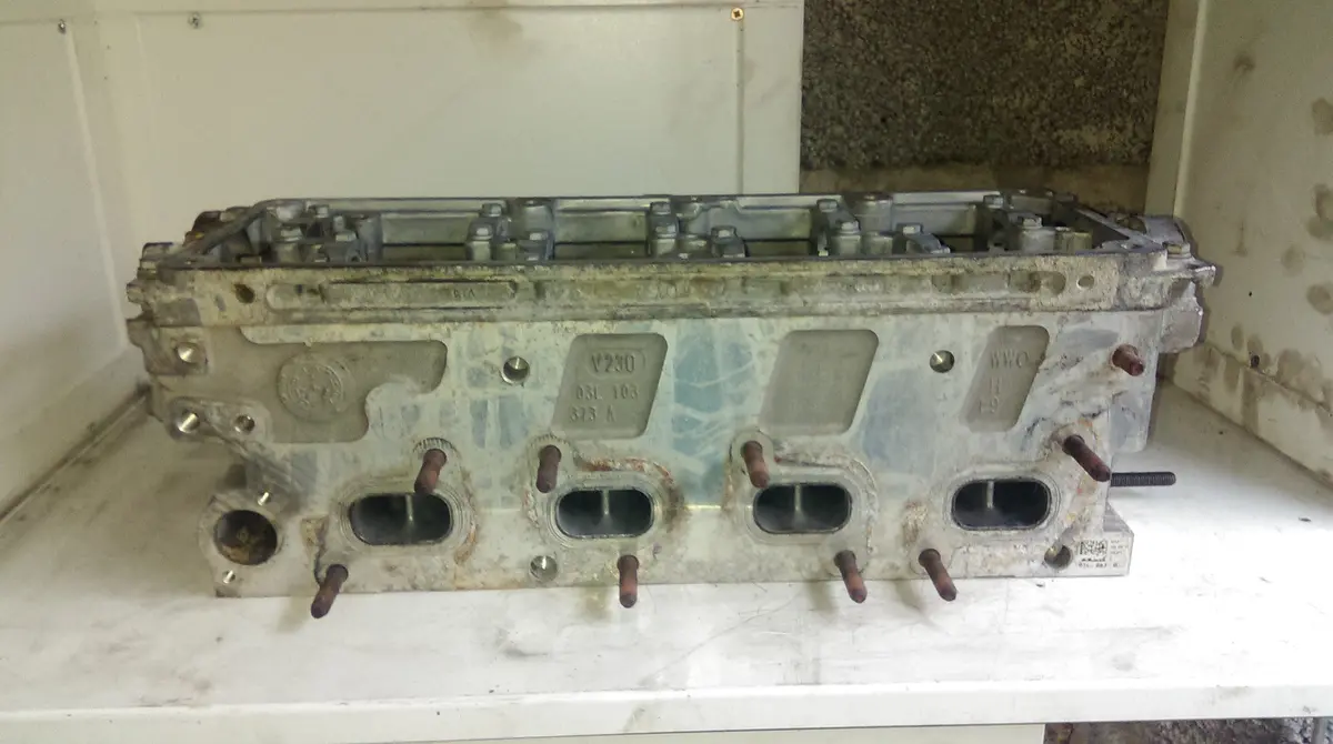 Vw Audi Seat Skoda 1.6 Tdi Cay Engine Cylinder Head 03L 103 373 A, 03L103373a Ref A0318 1