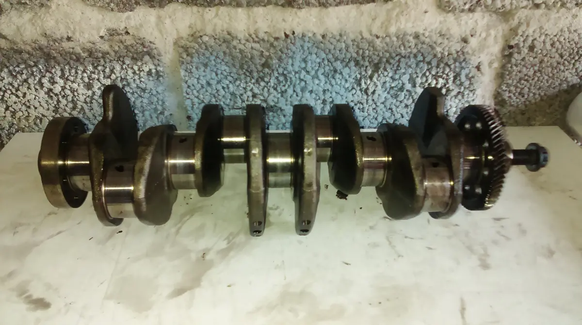000 3050 Vw Volkswagen Passat Seat Skoda 2.0 Tdi A3 Golf 5 Pd Engine Code Bkp Crankshaft Crank Shaft Needs Polish Or Regrind Spares Or Repairs 1