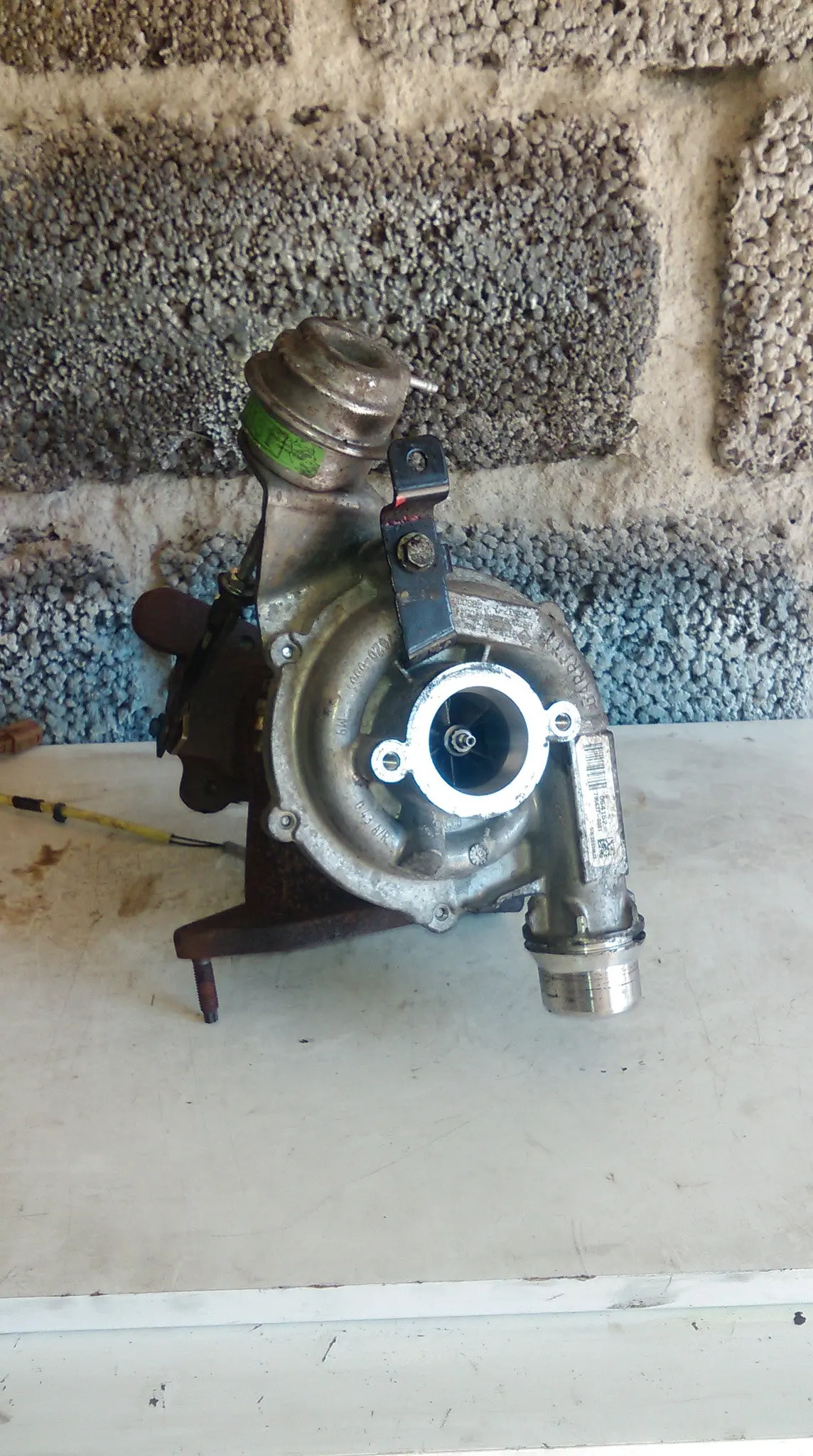 000 3077 Year 2013 Vauxhall Vivaro 2.0 Turbo  Diesel Turbocharger M9r Garrett H820082404 - 054152 1