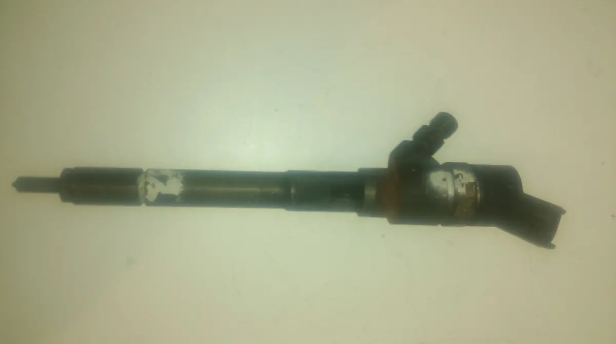 Injector For Kia , Huyndai 2.0 Crdi 0445110258 , 33800-27400 , 0445110257 1