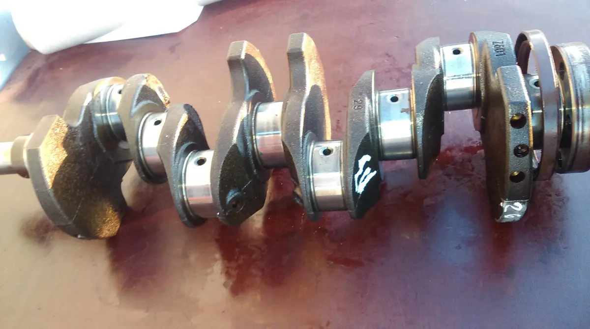 012292 2006 Mazda 3 1.6 Petrol Engine Code Z6 Crankshaft Crank Shaft 1