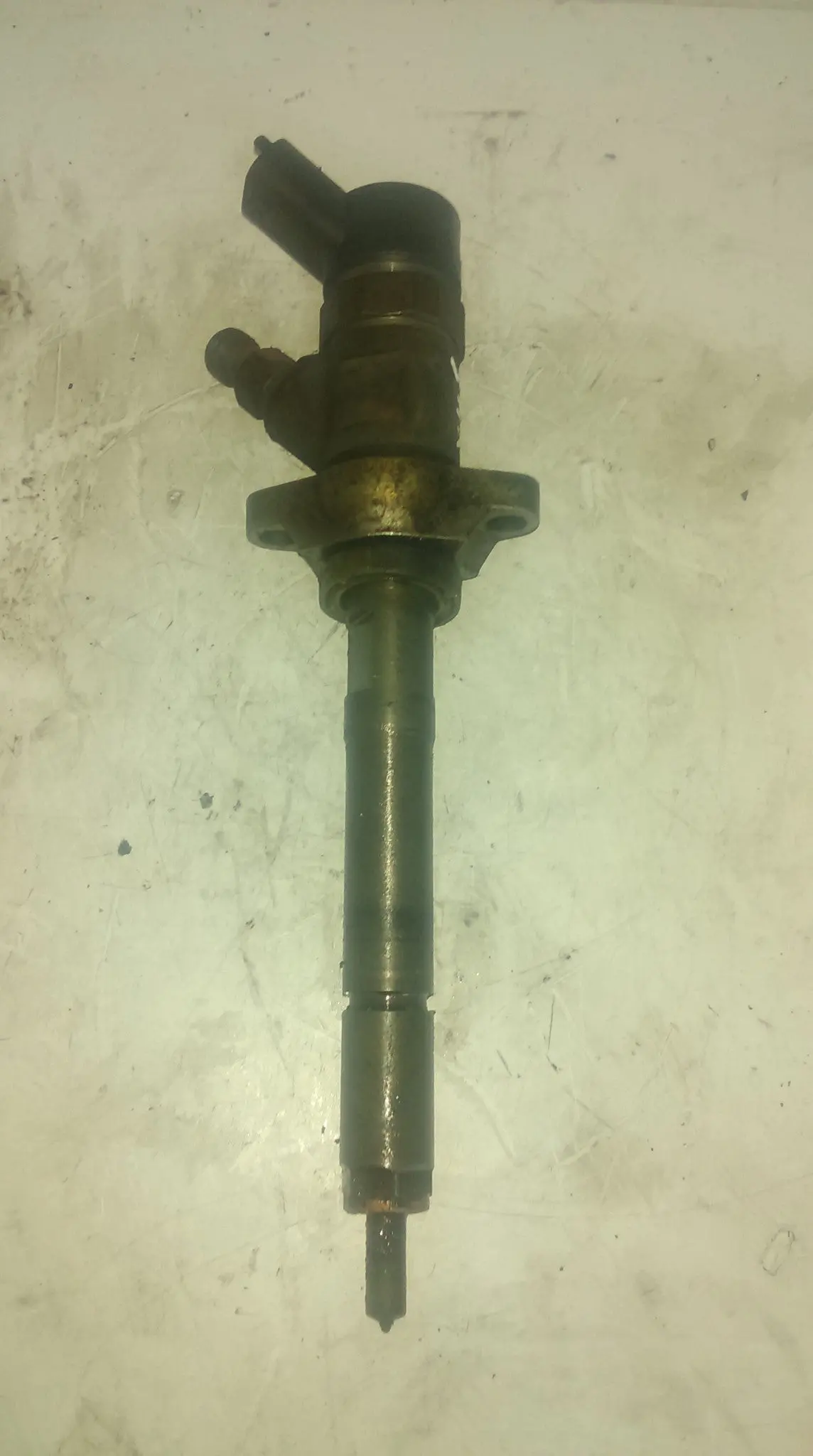 000304 Citroen Peugeot Ford Mazda 1.6 Hdi Diesel Fuel Injector 0445110239 1