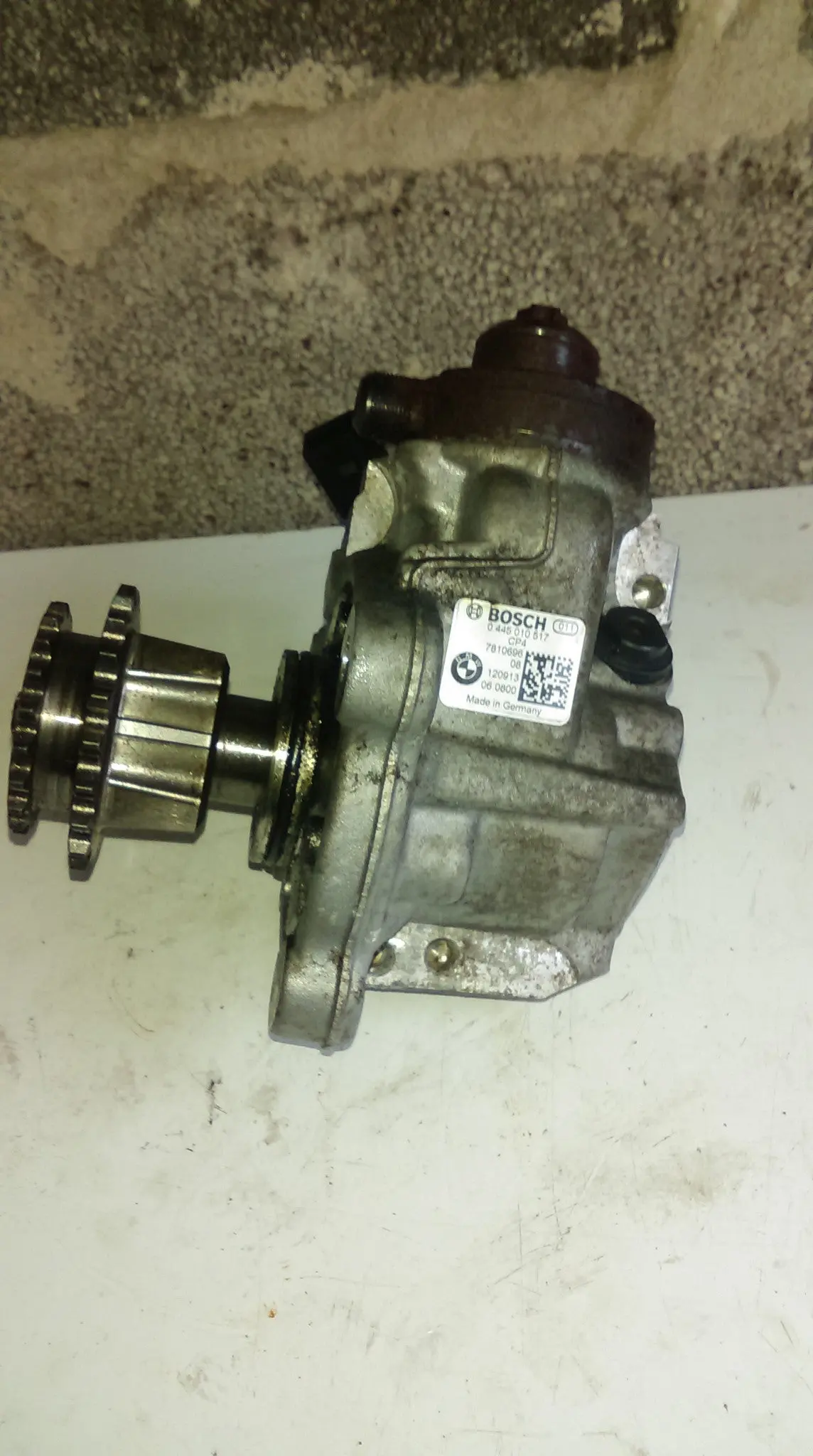 Bosch Hochdruckpumpe Bmw 2.0 Diesel Engine N47d20c Fuel Pump 0445010517, 0 445 010 517 Ref A0039 1
