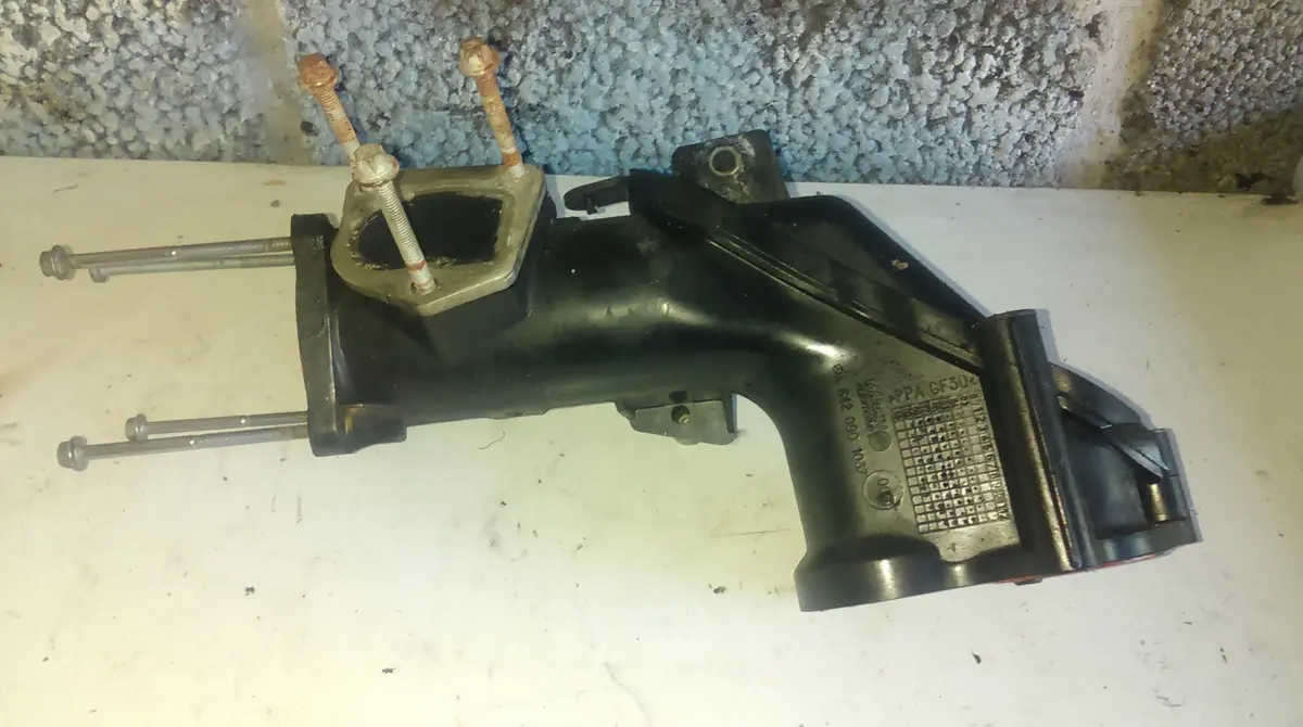 Ladeluftleitung Rohr Neu Mb Mercedes 6420901037 Om 642. Ansaugleitung Ref 3435 1