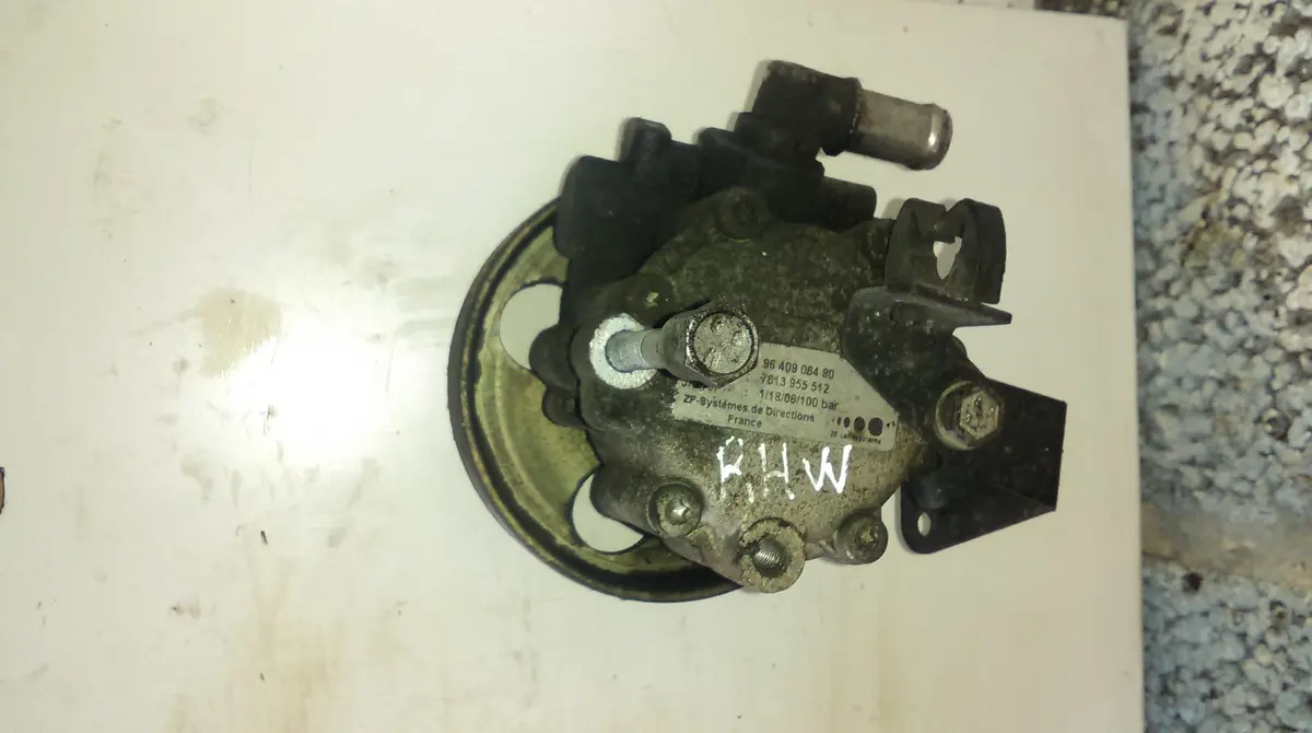 Fiat Scudo Power Steering Pump - 2,0 Jtd - 7613955512 / 9640906480 Expert, Jumpy Rhw Hdi Ref  3204 1