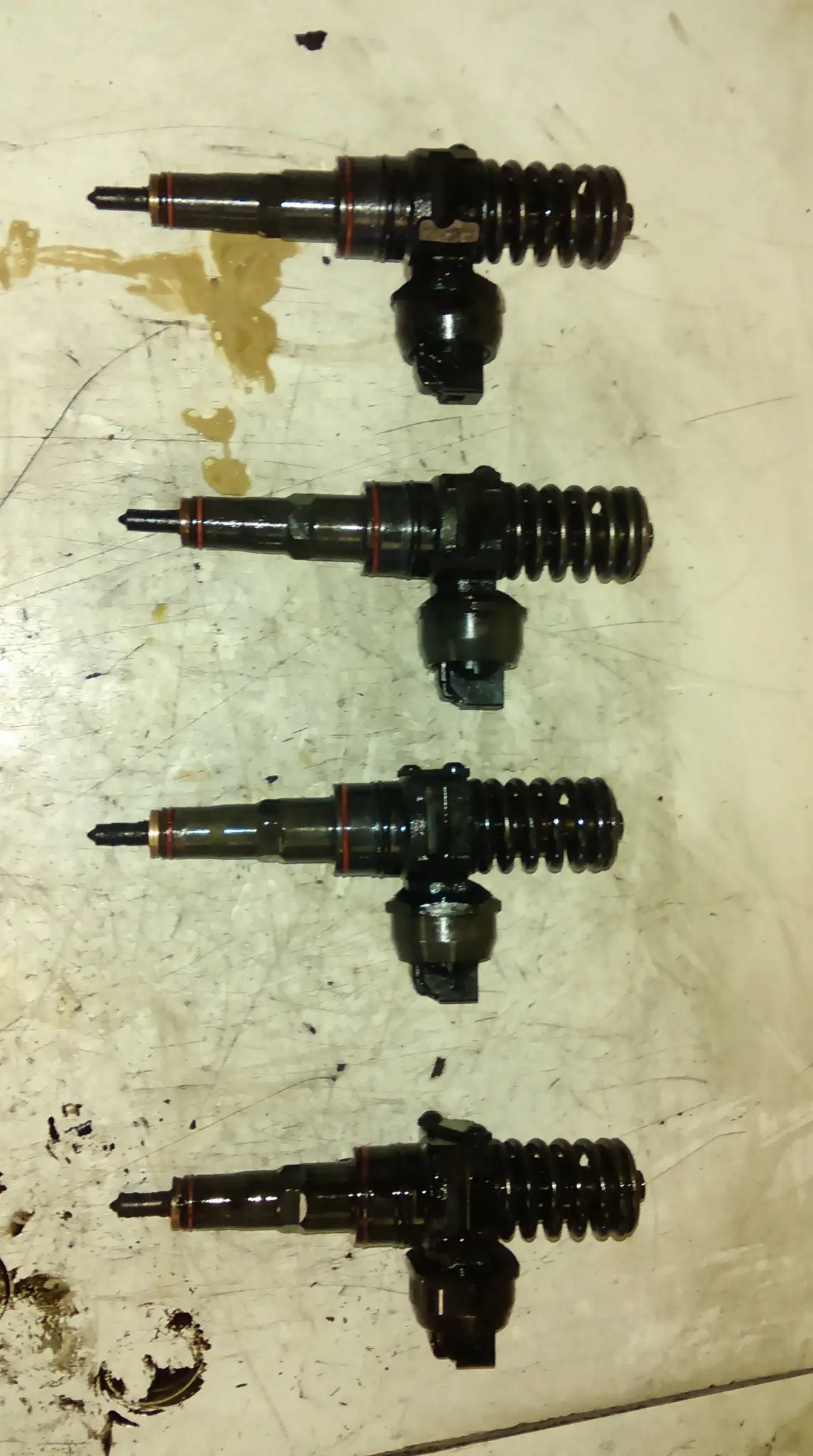 Vw Volkswagen Audi Seat Skoda 1.9 Tdi Diesel Engine Asz Arl Fuel Injector 038 130 073 Al 038130073Al Ref 2169 1