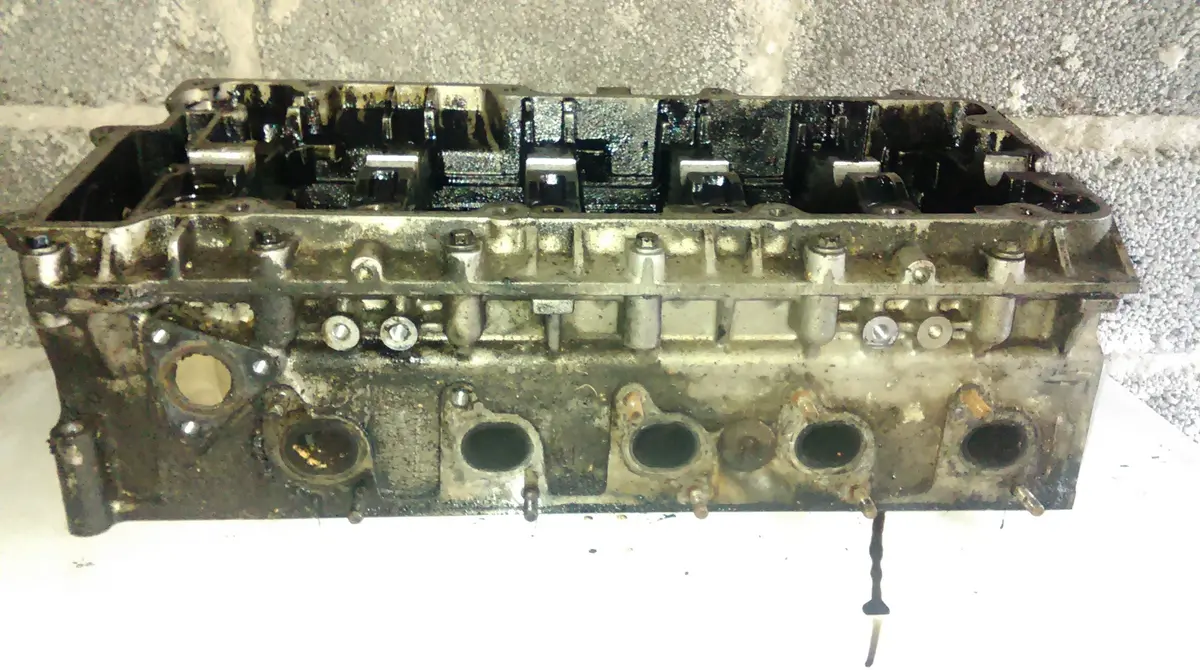 012619 Genuine 1999 Year Land Rover Discovery / Defender 2.5 Tdi Engine Code 10P  Cylinder Head Hrc2879 Hrc2880 1
