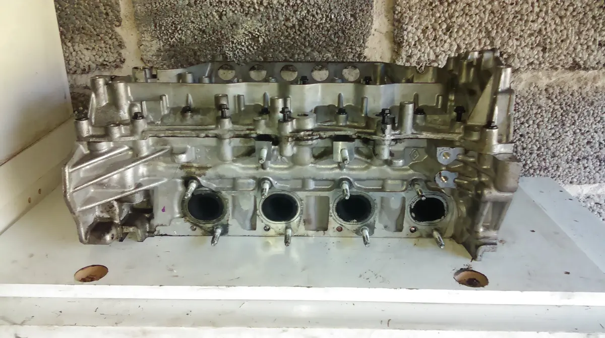 001 3242 Vivaro Trafic 2.0 Engine Code M9r 630 Cylinder Head 2010-2014 Ready To Fit 1