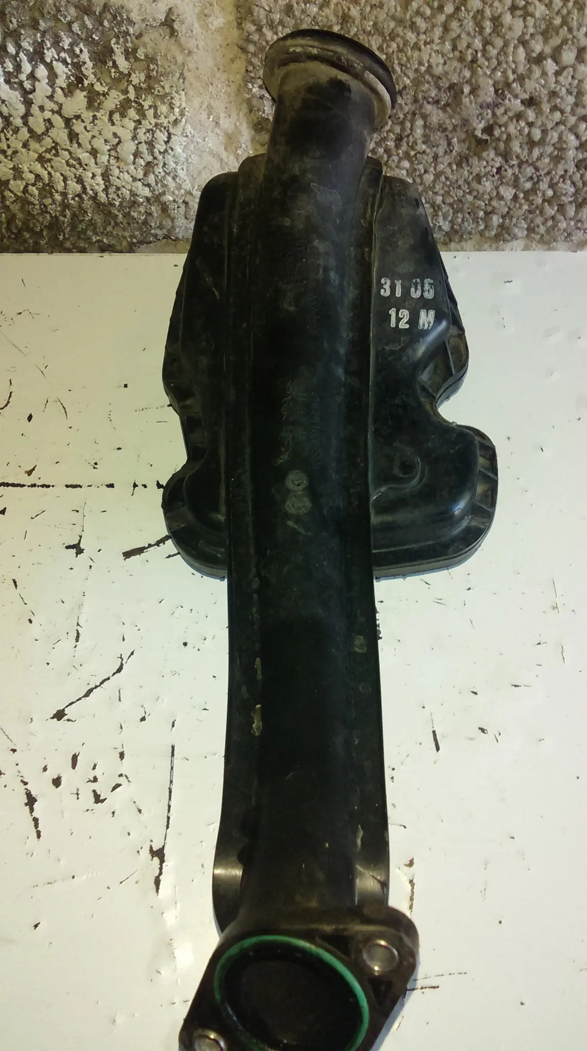 012849 Volvo S60 / S80 / V60 / V70 / Xc60 /Xc70 2.0 2.4 Diesel Air Duct Exhaust Chamber 30774691 1