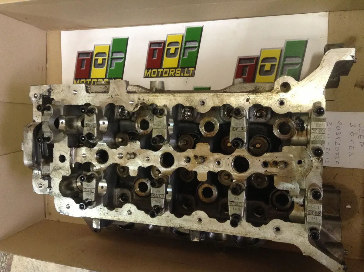 Jeep Grand Cherokee 3.0 V6 Diesel Crd Vm23d Engine Cylinder Head 2012 Ofx002 90352073F 1