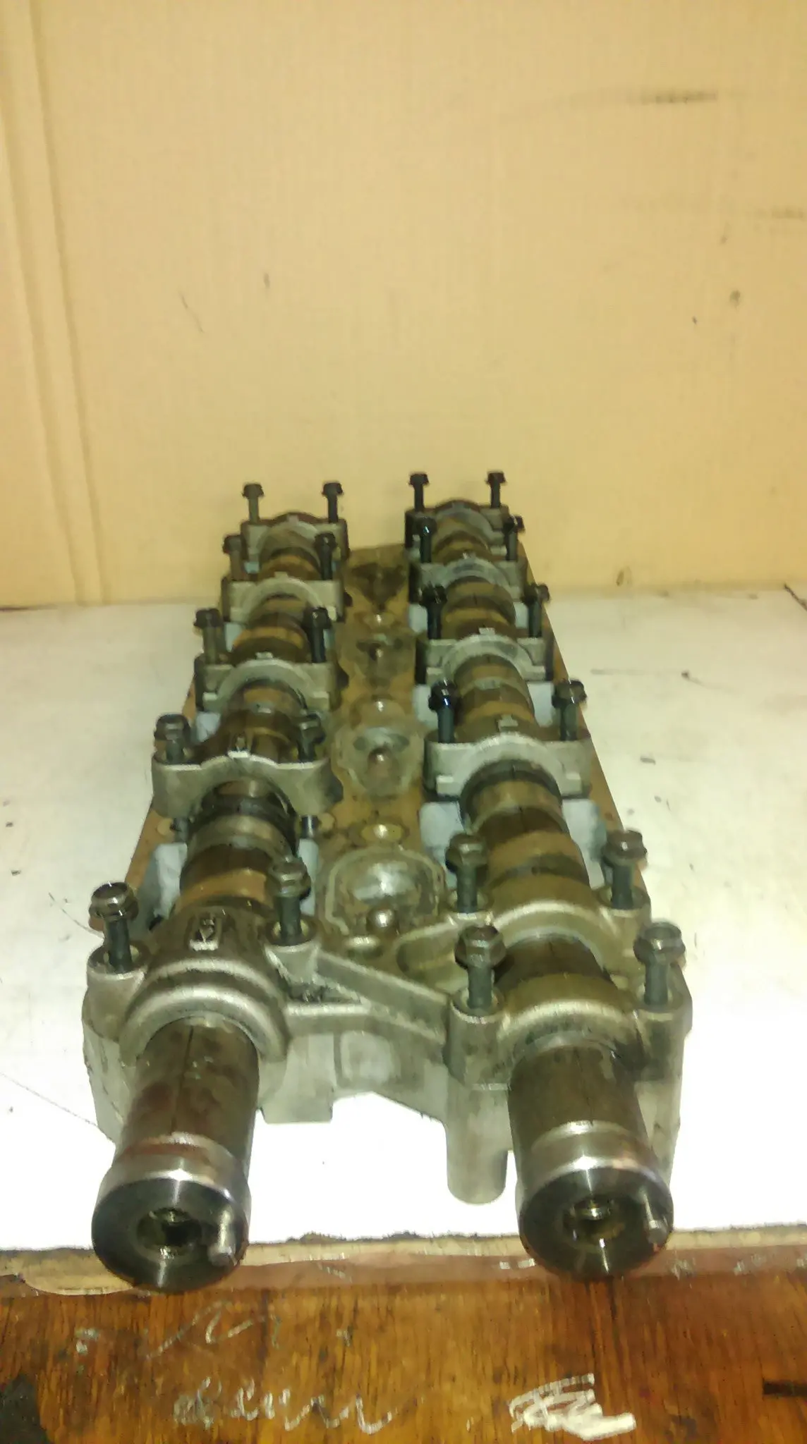 2004 Kia Sorento 2.5 Crdi Engine Pair Of Camshafts 1
