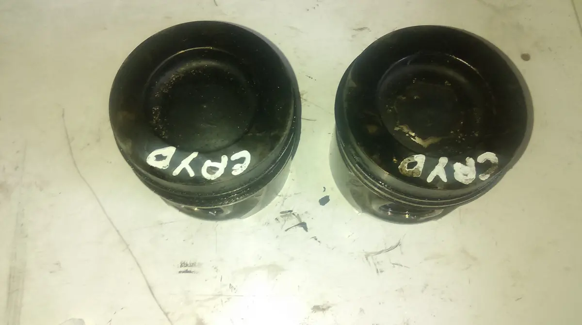 012896 Year 2011 Vw Volkswagen Caddy Maxi C20 1.6 Tdi Diesel Engine Code Cayd Piston Pistons 1
