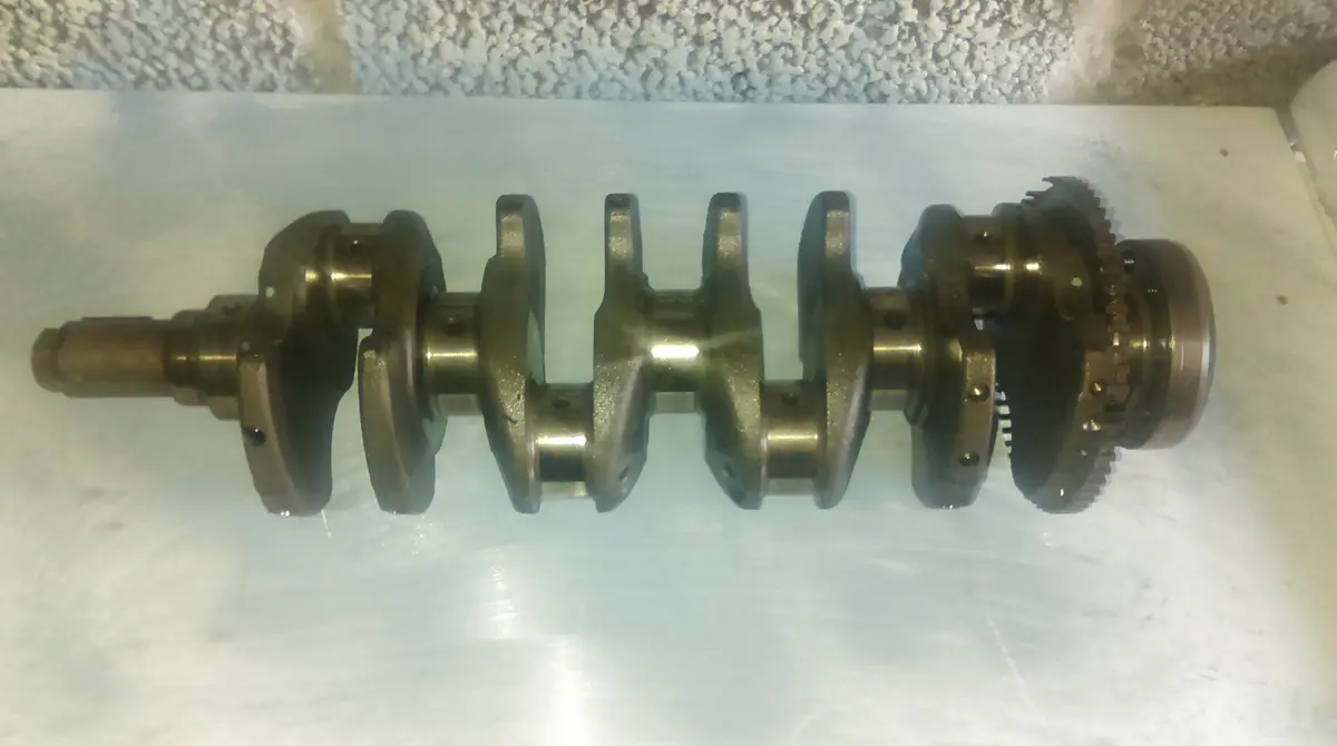 00002915 Year 2004-2010 Opel Vauxhall Astra / Corsa / Combo / Meriva 1.7 Cdti Z17dth Crankshaft 1