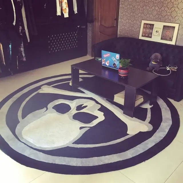 Round Skull Carpet 4