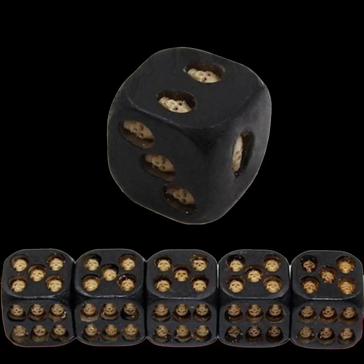 Black Skull Dice 1