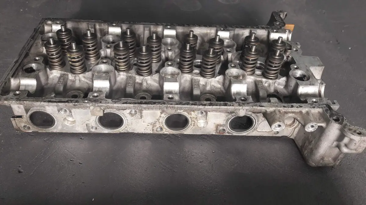 2009 Ford Transit 2.4 Tdci Jxfa Phfa H9fb Cylinder Head 1