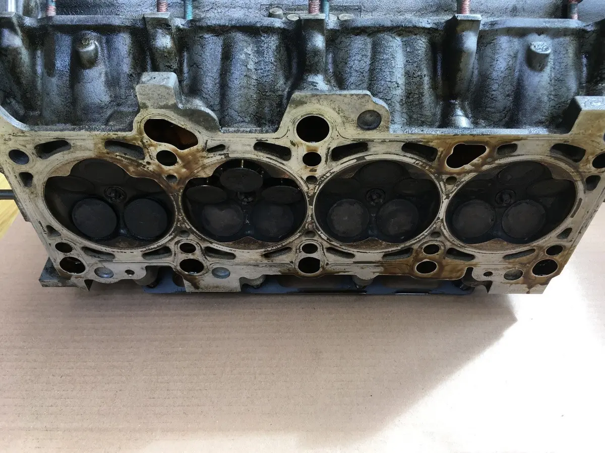 Engine Cylinder Head And Valves Included With Code Alt Audi A4 B6 B7 Passat B5.5 2.0 Fsi 1