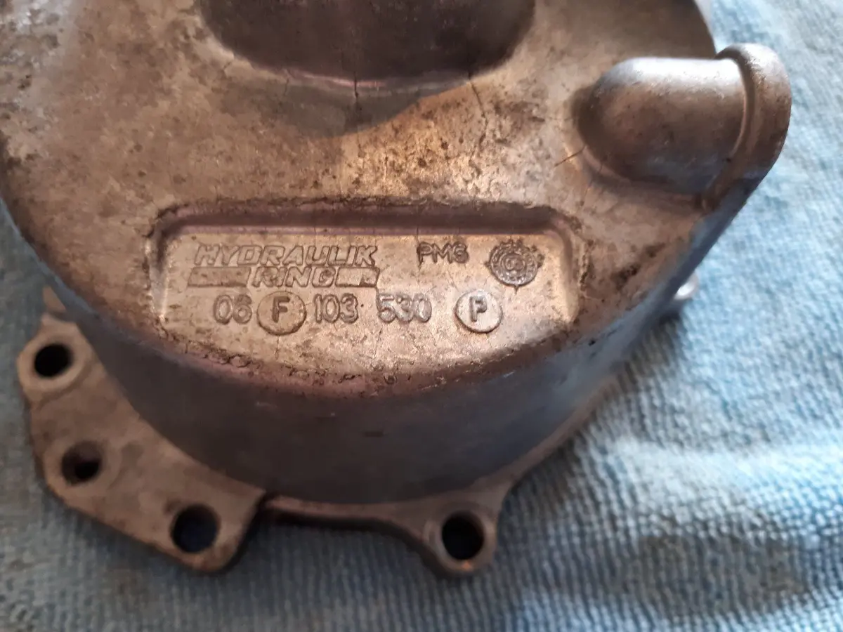 Vw Ag Audi A4 2.0 Fsi Awa Cam Camshaft Adjuster Housing 06F103530p Cylinder Head Chain Cover 06F 103 530 P 1