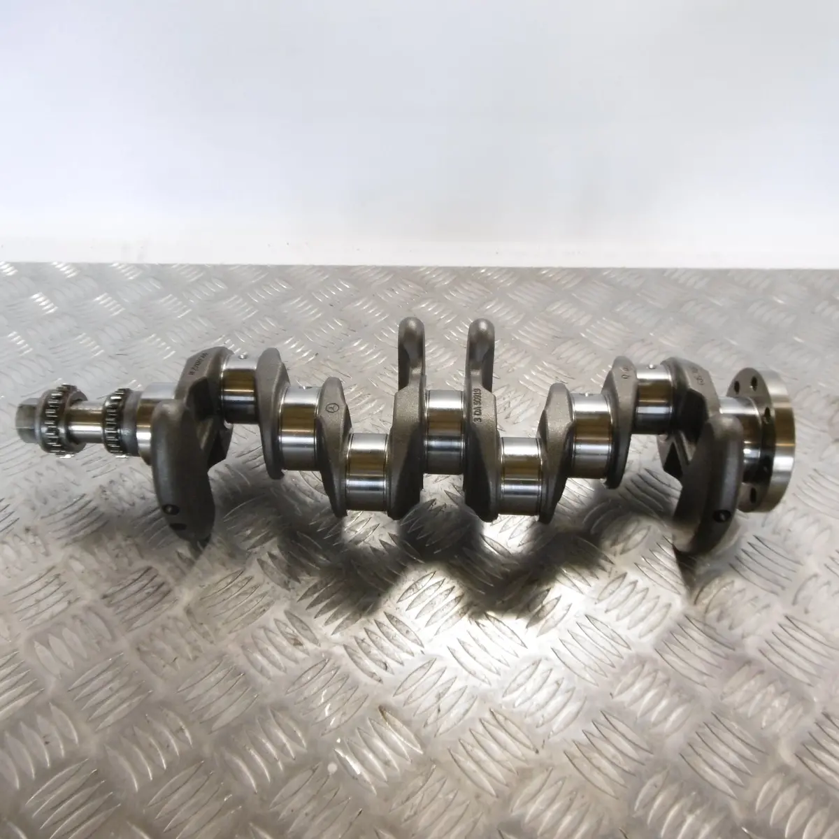 Crankshaft Mercedes Cla Gla A B C-Class 1.6 Turbo Crank R2700501 1