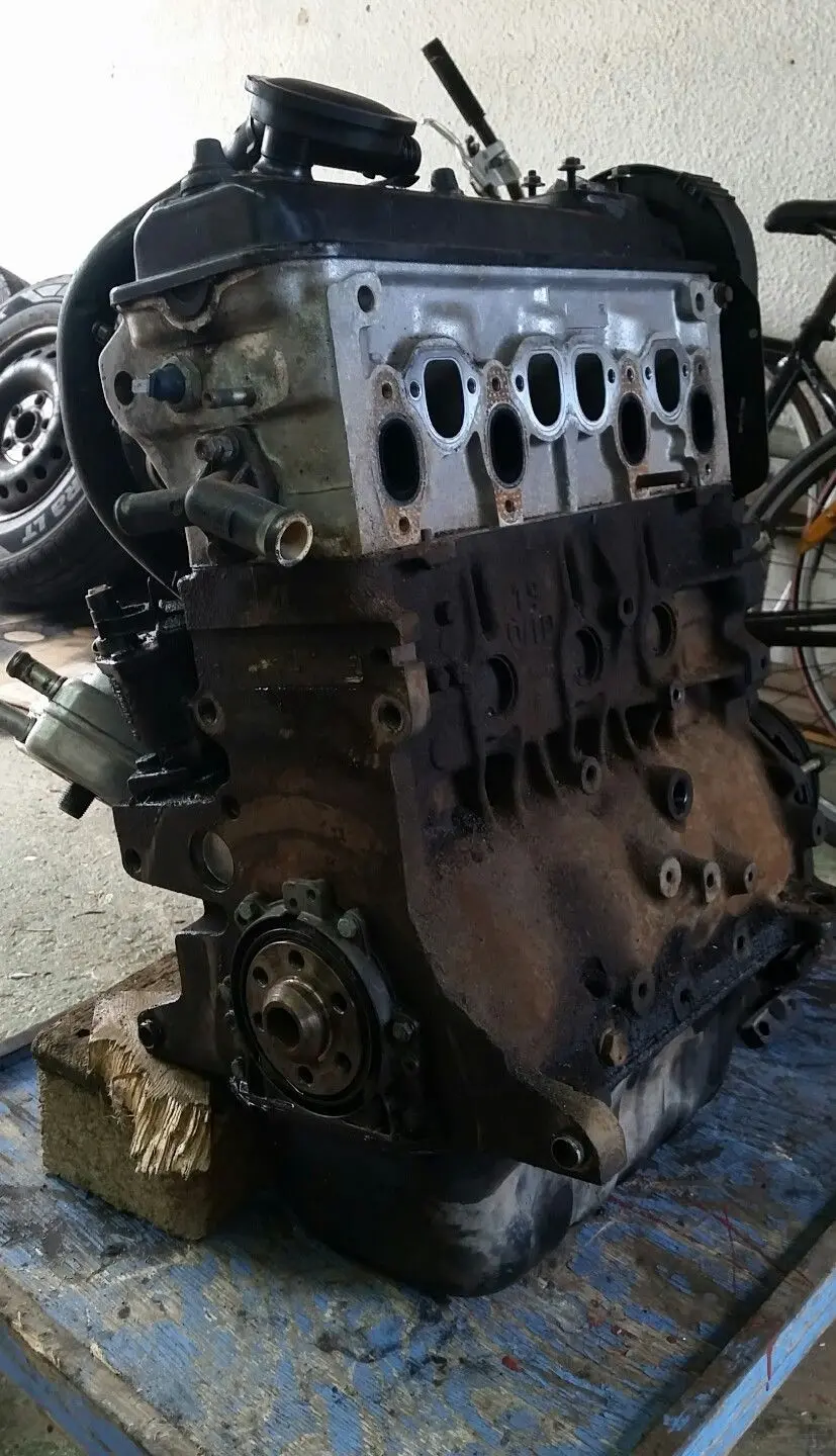Vw T4 1.9Td Abl Engine With Fuel Pump 1