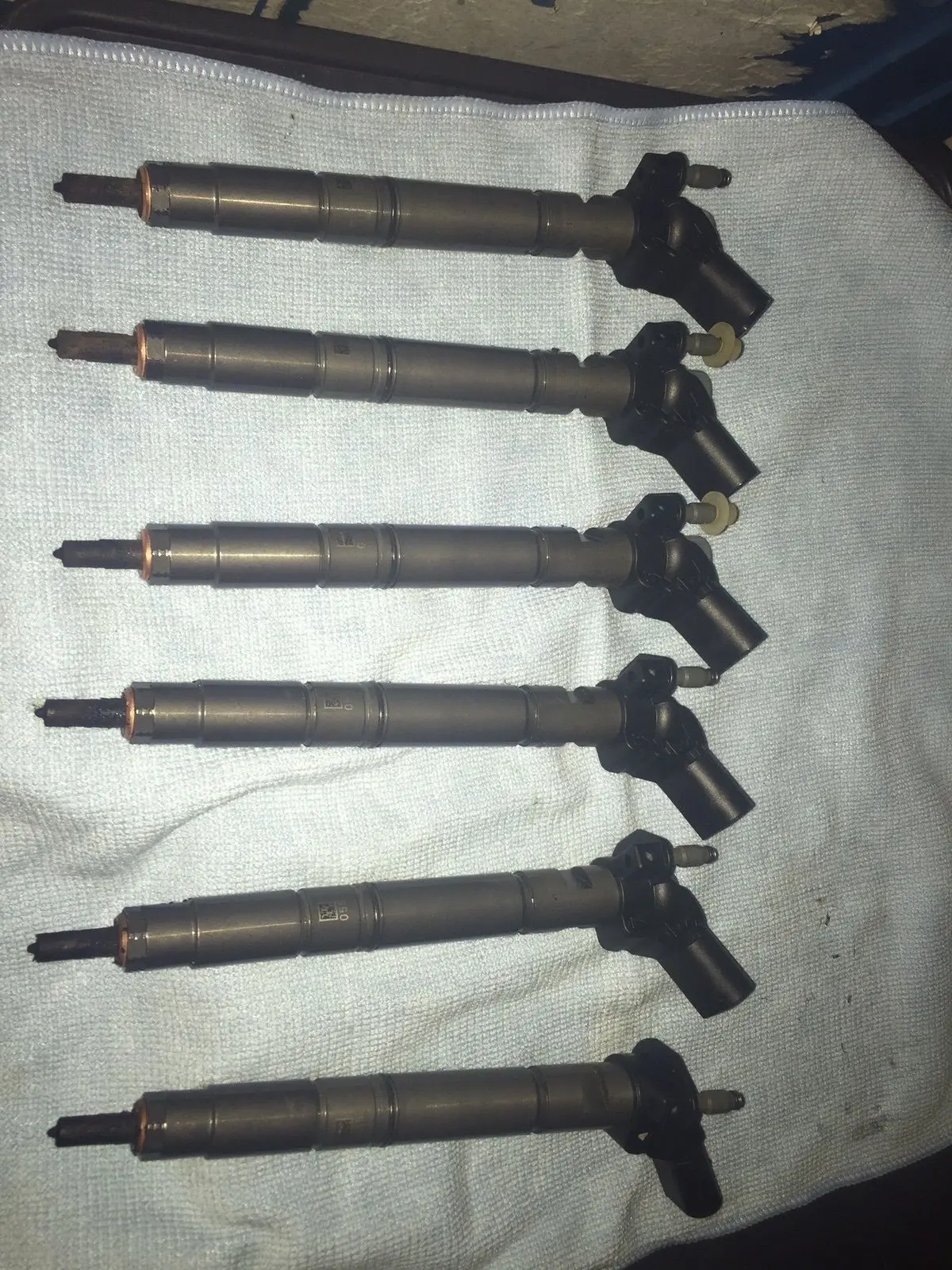 Audi A4 A5 A6 A7 Q7 3.0 3,0 V6 Tdi Einspritzdüse Injektor 059130277Ed 0445117067 Fuel Injectors 1
