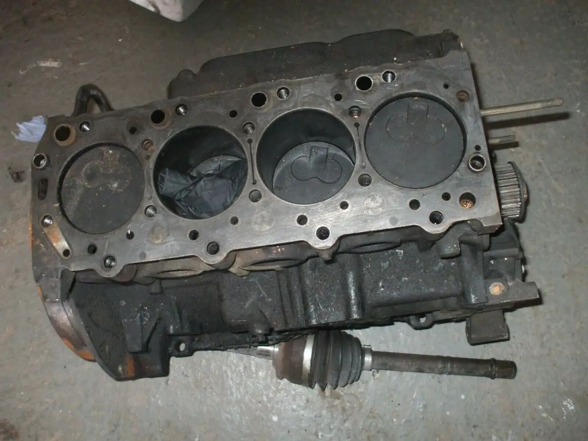 Listing Is For One 1 X Piston For Mitsubishi Pajero L200 2.5 Turbo Diesel Engine 1