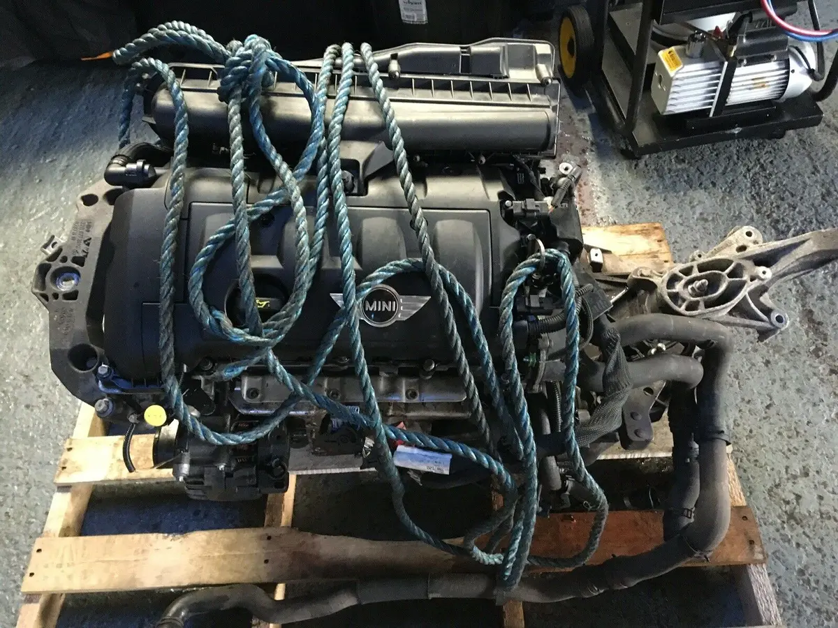 Listing Is For One 1X Connecting Rod For Mini R56 R57 1.4 Litre Petrol N12 B14a Complete Engine & 6 Speed Gearbox / Spares Or Repair. 1