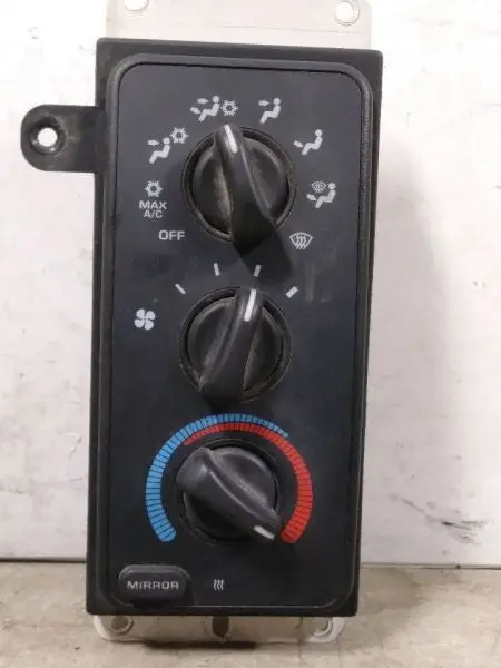1998 Dodge Ram 2500 Ac & Heater Controls. Part Number 55055654Ab 1