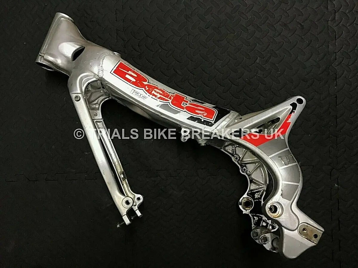 2006 Beta Rev3 125 Frame With Side Arms 1