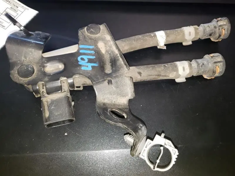 2016 Dodge Ram 1500 Differential Pressure Sensor. Part Number 68229761Ab 2