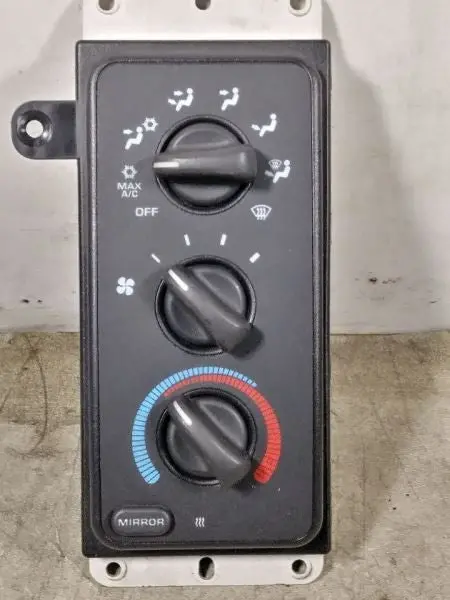 1999 Dodge Ram 2500 Ac & Heater Controls. Part Number 55056702Ackup 69515 1