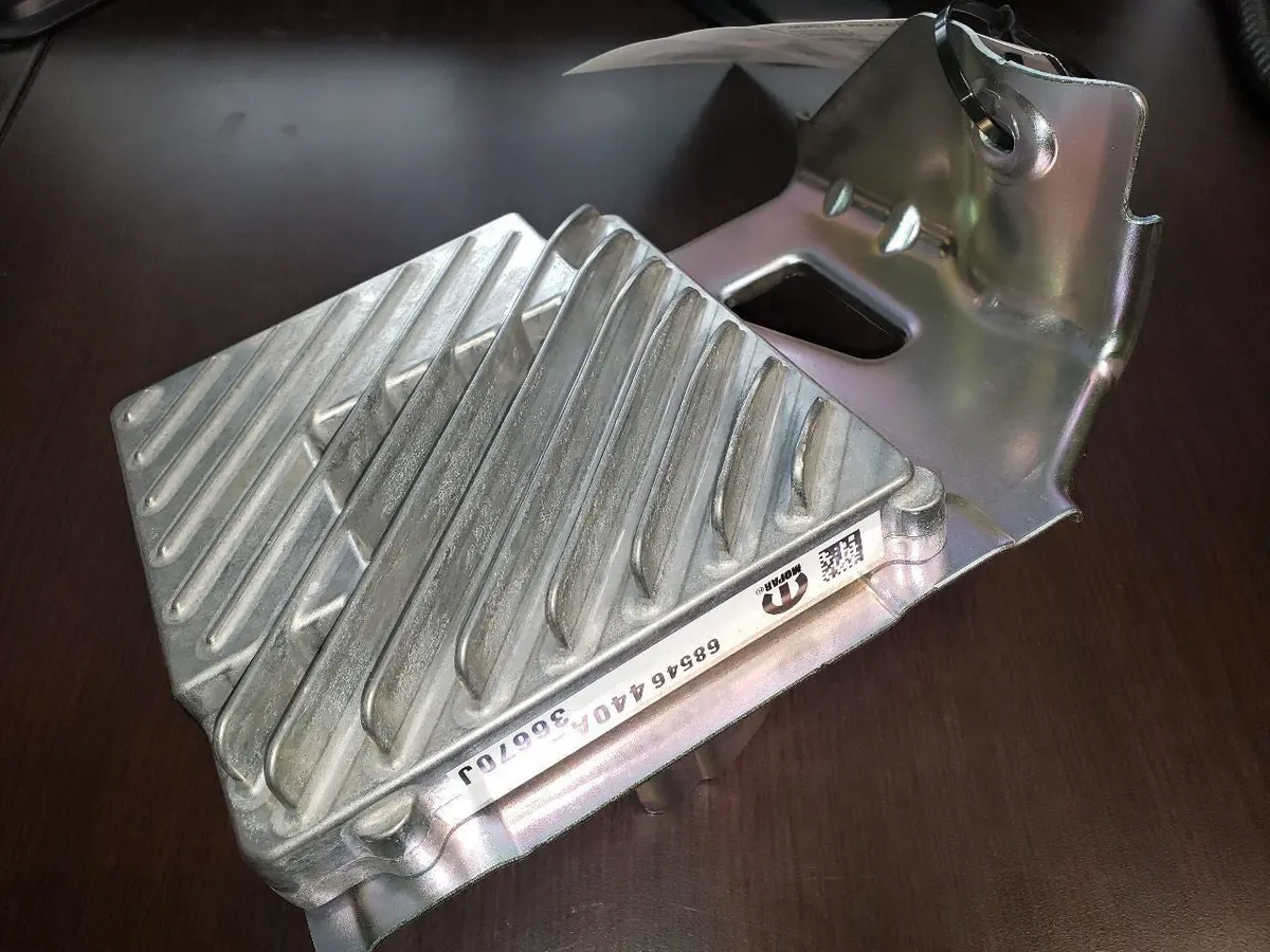 2022 Ram Radio Amplifier. Part Number 68546440Aa 1