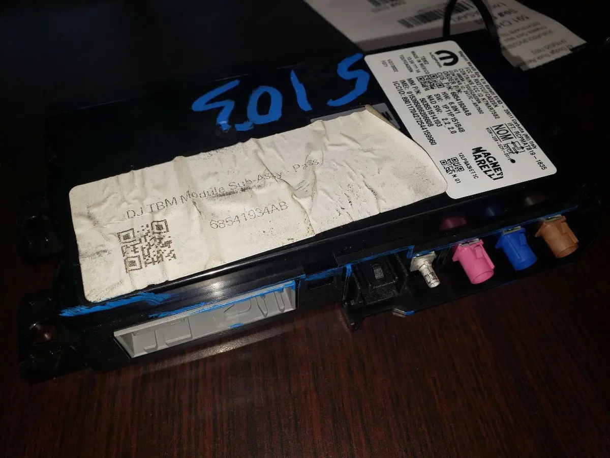2022 Ram 2500 Telematics Module. Part Number 68541934Ab 1
