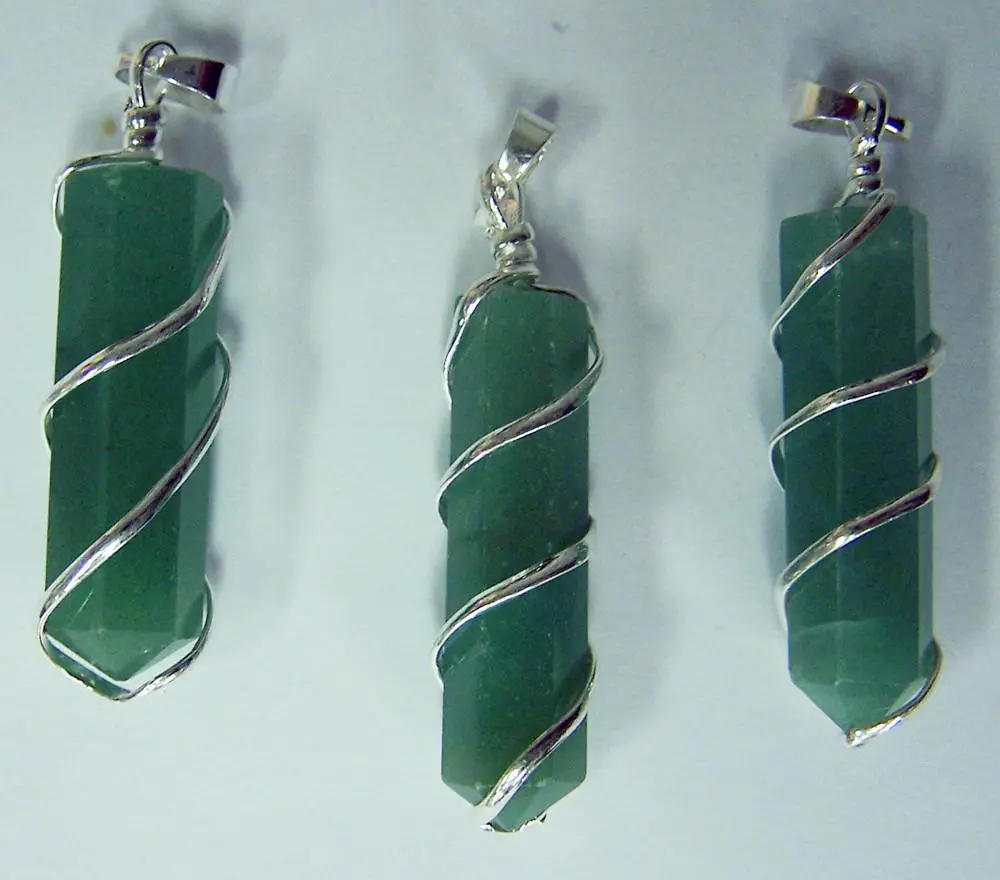 Green Adventurine Coil Wrapped Point Stone Pendant 1