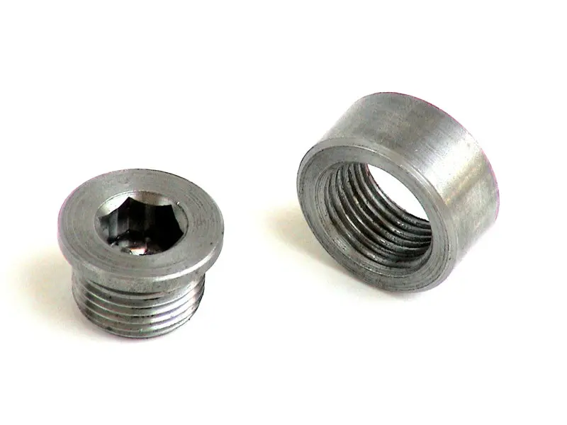 Innovate Stainless Steel O2 Bung And Plug Kit – 1/2-Inch Npt Thread 1