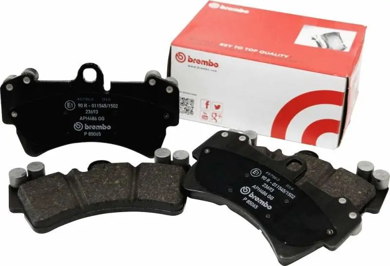 Brembo Nao Ceramic Brake Pads – Rear, Oe-Compatible For Volvo S60 (2001–2009), S80 (1999–2006), V70 (2000–2007), Xc70 (2003–2007) 1